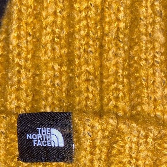 The North Face Beanie - Picture 3 of 4